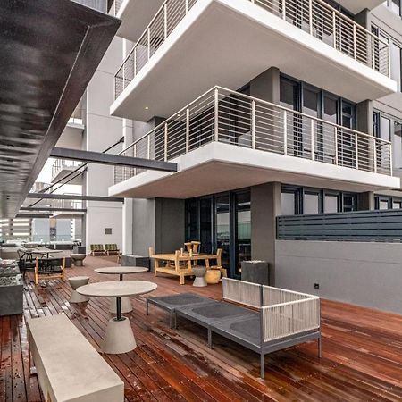 16 On Bree - Luxury One Bedroom Apartment In קייפטאון מראה חיצוני תמונה